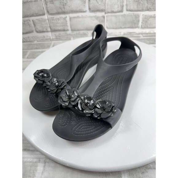 Crocs Serena Women's Size 11 Black T Strap Floral Embellish Bach Summer Sandals - Picture 12 of 12